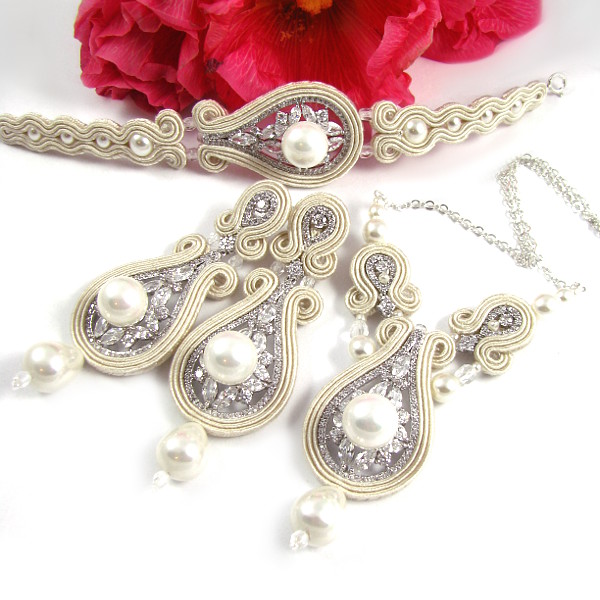 Sutasz ślubny - komplet biżuterii z perłami