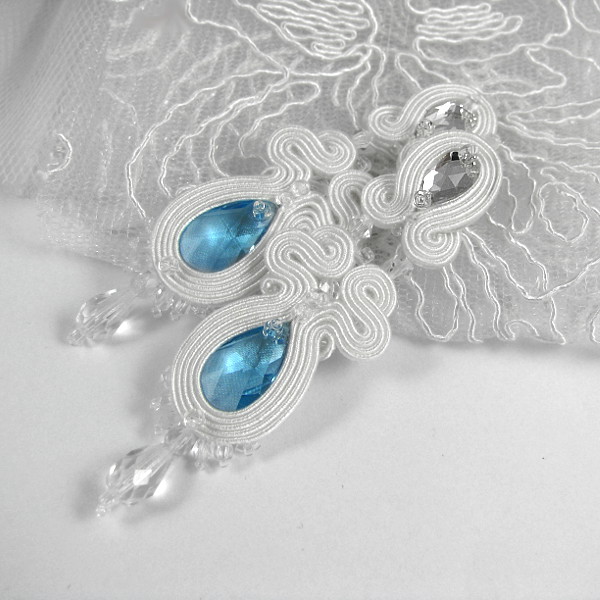 Kolczyki ślubne sutasz z niebieskimi kryształami Swarovski