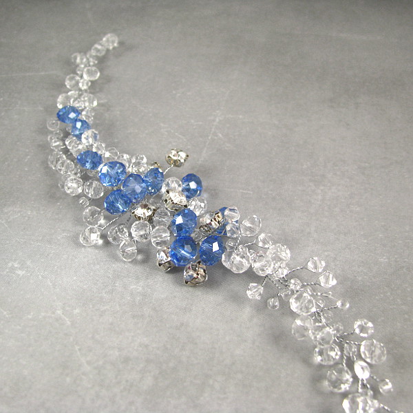 Ślubny stroik do włosów - niebieskie kryształy.